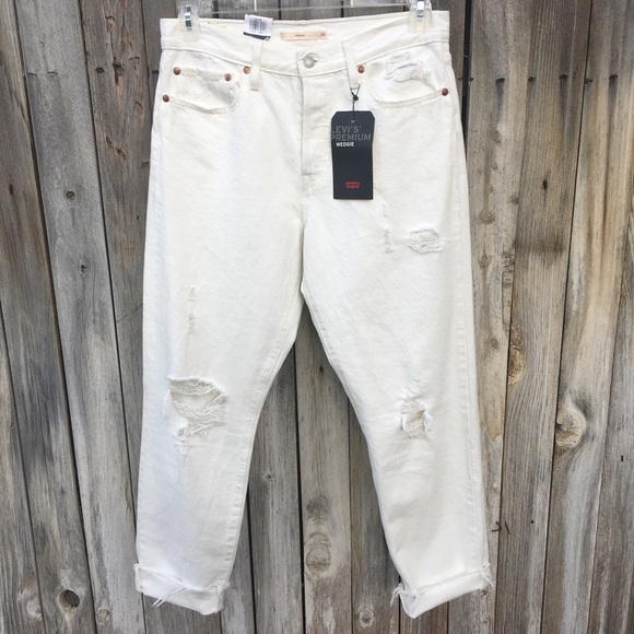 NWT Levi’s Wedgie Icon Distressed Jean Cream Chalk 30 - Picture 16 of 16